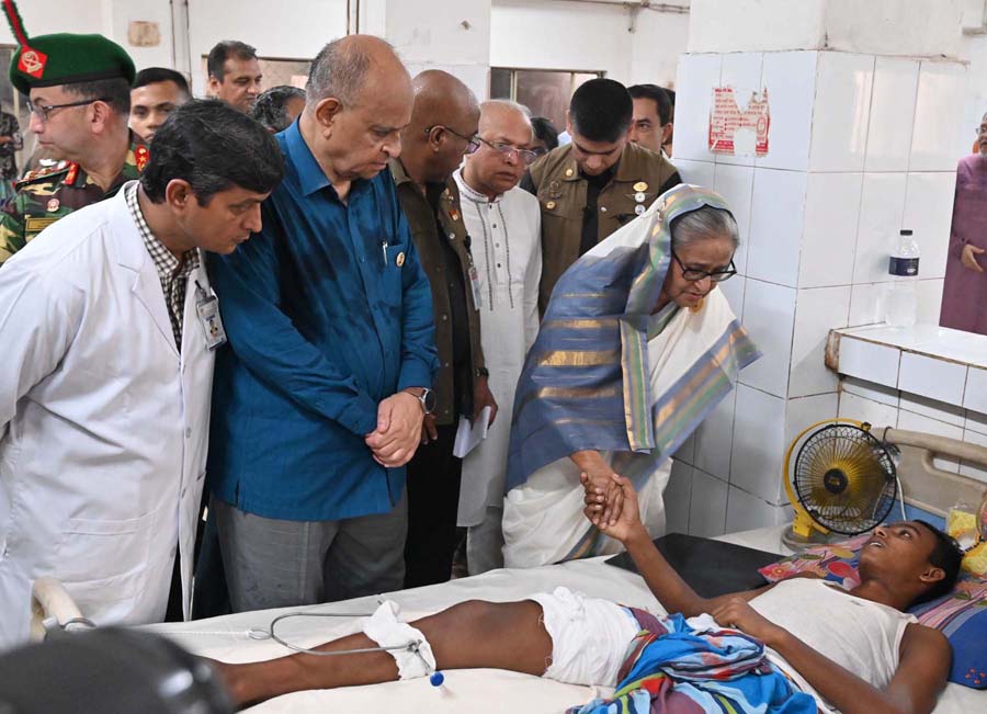 দেশকে ভিক্ষুক জাতিতে পরিণত করতেই এই তাণ্ডব : প্রধানমন্ত্রী