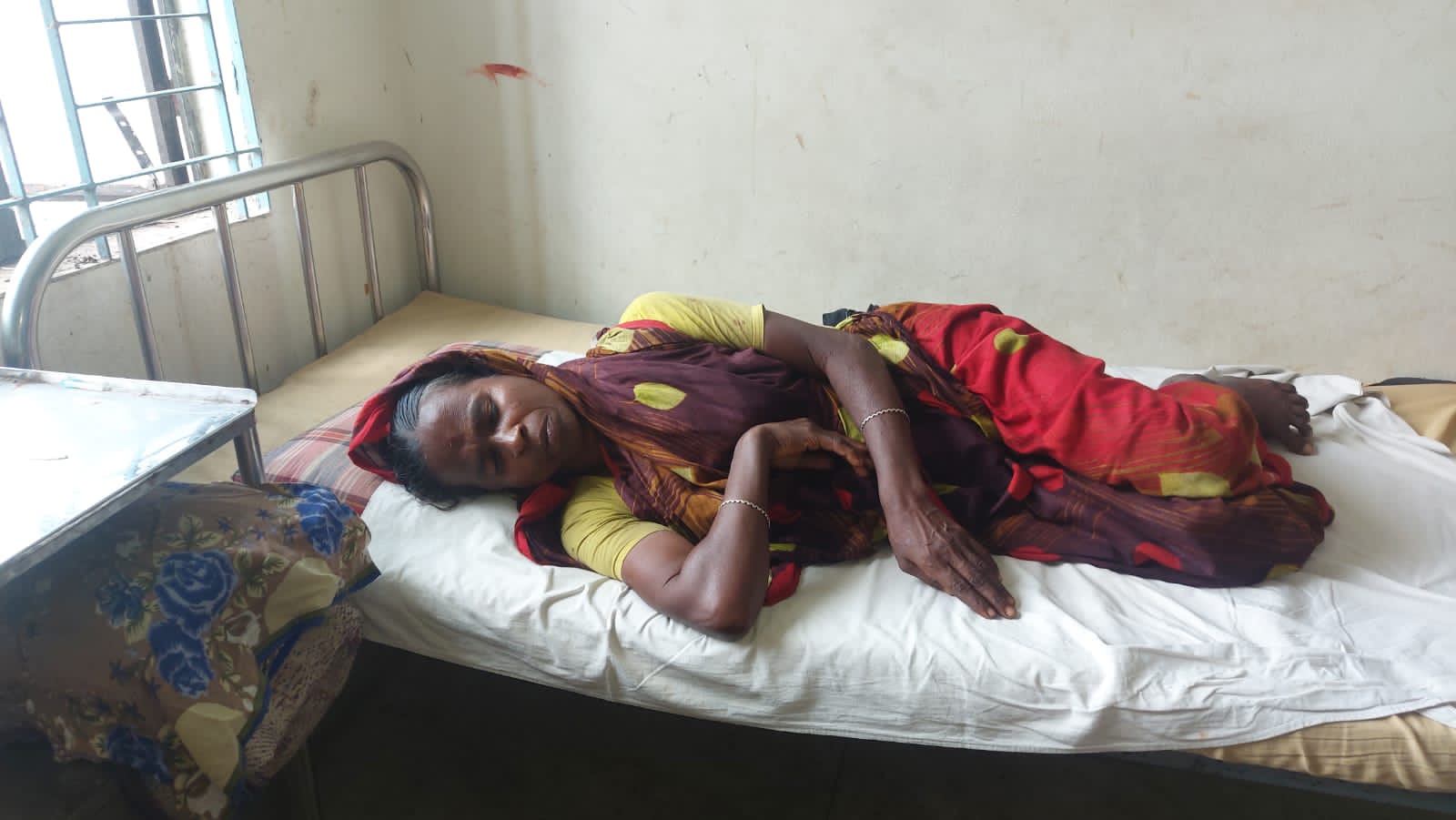 দুর্গাপুরে গভীর নলকূপ নিয়ে বিরোধ, সংঘর্ষে নারীসহ আহত ২