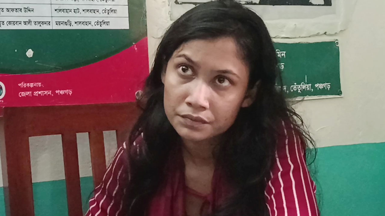 সীমান্তে সন্দেহজনক চলাফেরা, তেঁতুলিয়ায় ভারতীয় তরুণী আটক