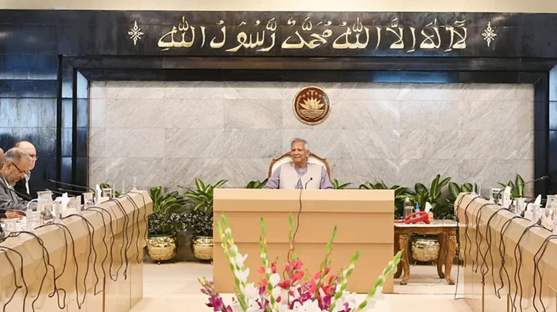 সব পর্যায়ে সংস্কার কর্মসূচি গ্রহণ-বাস্তবায়নে সচিবদের নির্দেশ প্রধান উপদেষ্টার