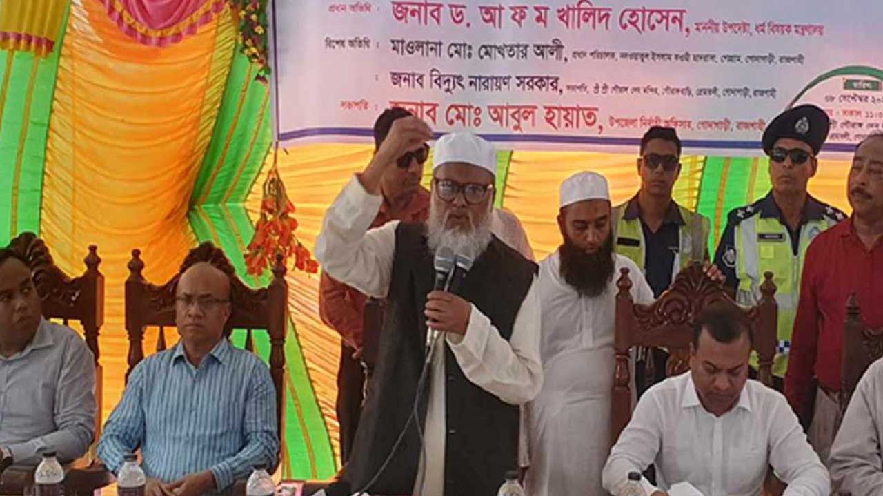 পূজামণ্ডপে বিশৃঙ্খলা করলে ছাড় নয়: ধর্ম উপদেষ্টা