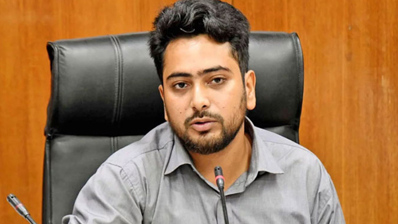 শিগগিরই গঠিত হচ্ছে গণমাধ্যম কমিশন : উপদেষ্টা নাহিদ