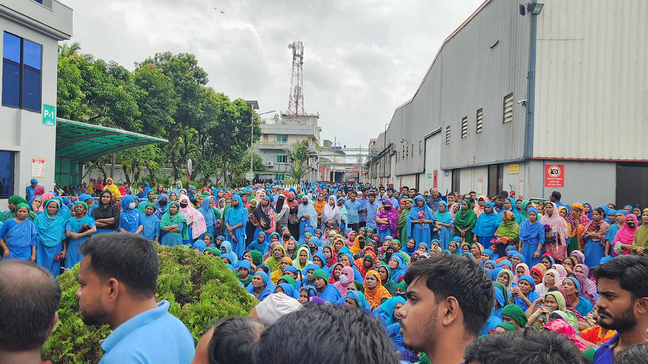 নাটোরে প্রাণ কোম্পানির কারখানা বন্ধ