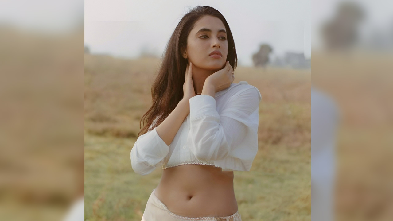 অল্পের জন্য রক্ষা পেলেন প্রিয়াঙ্কা