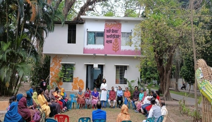 যশোরে নববর্ষ বরণে মঙ্গল শোভাযাত্রার উপকরণ প্রস্তুতের উদ্বোধন