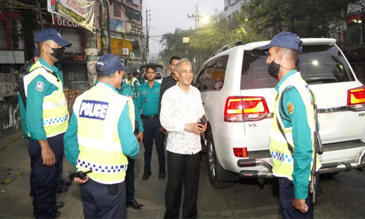 আইনশৃঙ্খলা বাহিনীকে আরো তৎপর হওয়ার নির্দেশ স্বরাষ্ট্র উপদেষ্টার