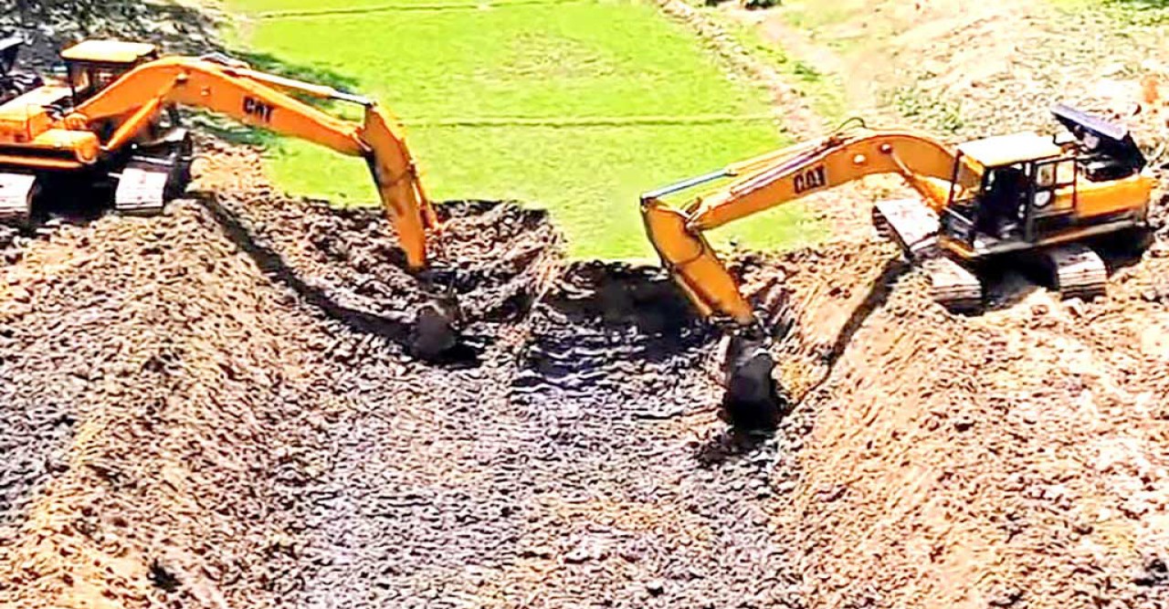 নাচোল বিএমডিএর খাল খনন কাজে ব্যপক অনিয়ম-দুর্নীতির অভিযোগ