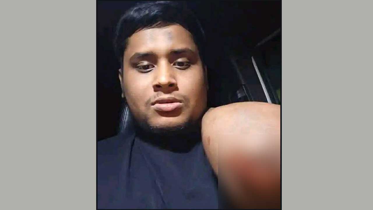 হাসনাত আব্দুল্লাহর গাড়িতে হামলা