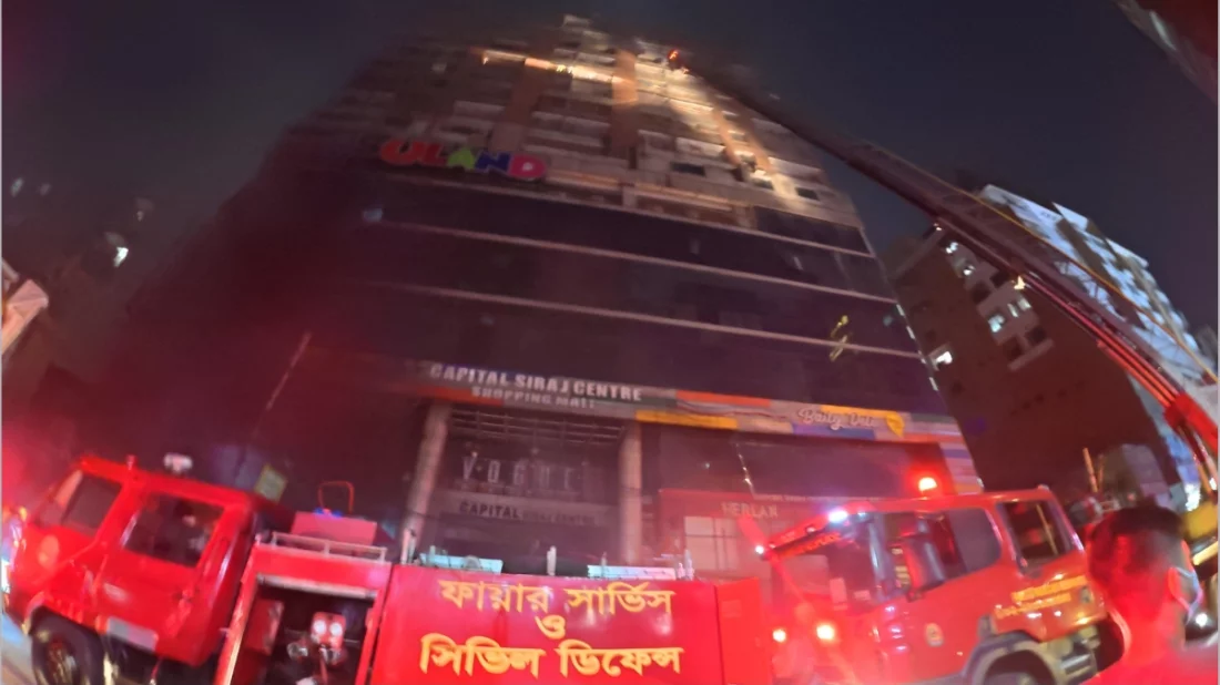 বেইলি রোডে আগুন নিয়ন্ত্রণে, ১৮ জনকে জীবিত উদ্ধার