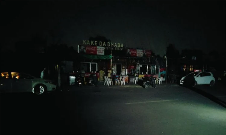 ভারত কাশ্মীর সীমান্তে ‘ব্ল্যাকআউট’ মহড়া চালিয়েছে