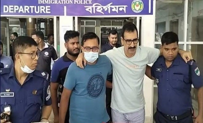 ভারতে পালানোর সময় বেনাপোল ইমিগ্রেশনে গোপালগঞ্জ জেলা আওয়ামীলীগের সাধারণ সম্পাদক গ্রেফতার