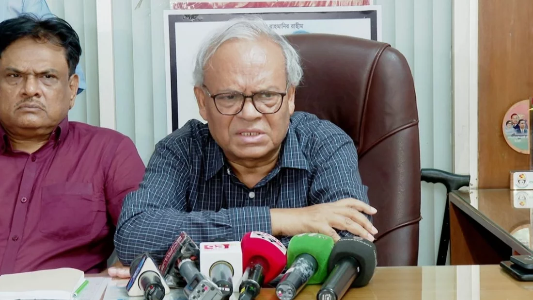 গোটা জাতি লন্ডনের দিকে তাকিয়ে, আলোচনার মাধ্যমে নির্বাচনের তারিখ নিয়ে সিদ্ধান্ত: রিজভী