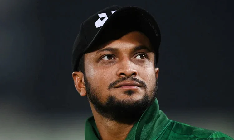 শেয়ারবাজারে কারসাজি : সাকিব আল হাসানসহ ১৫ জনের বিরুদ্ধে দুদকের মামলা