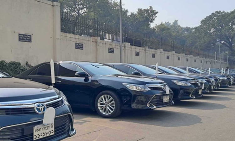নতুন মন্ত্রিসভার সদস্যদের জন্য ৫০টি গাড়ি প্রস্তুত