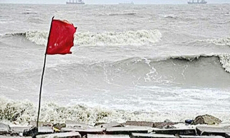 দেশের অভ্যন্তরীণ নদীবন্দরসমূহে ১ নম্বর সতর্ক সংকেত